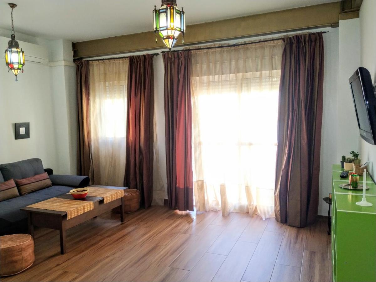 סביליה Puerta Real Apartamentos מראה חיצוני תמונה